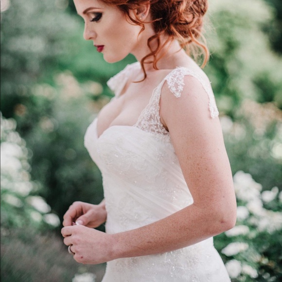 Victoria Kyriakides Majestic Wedding Dress - Picture 2 of 7